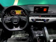 AUDI A4 Avant 40 TDI S tronic S line edition