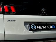 PEUGEOT 3008 BlueHDi 130 S&S EAT8 Business
