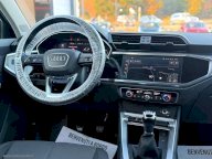 AUDI Q3 35 TDI Business