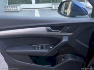 AUDI Q5 40 TDI quattro S tr. Business Design