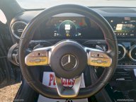 MERCEDES-BENZ A 180 d Automatic Premium