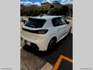 PEUGEOT 208 PureTech 100 S&S 5p. Business