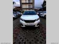 PEUGEOT 3008 BlueHDi 130 S&S Business