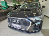 AUDI Q3 35 TDI S tronic BUSINESS