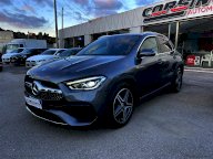 MERCEDES-BENZ GLA 200 d Automatic Premium