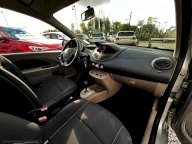 RENAULT Twingo 1.2 Quickshift Initiale