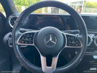 MERCEDES-BENZ A 180 d Automatic Business