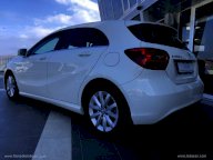 MERCEDES-BENZ A 200 d Business