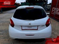 PEUGEOT 208 1.4 HDi 68 CV 5p. Business