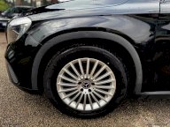 MERCEDES-BENZ GLA 180 Premium