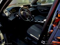 PEUGEOT 2008 PureTech 100 S&S Allure