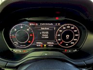 AUDI Q2 30 TDI S line Edition