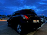 SUZUKI Swift 1.2 VVT 5p. B-Top Bi-Color