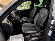 VOLKSWAGEN Tiguan 2.0TDI R-LINE