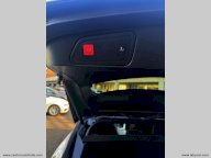 PEUGEOT 3008 Hybrid4 300 e-EAT8 GT