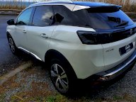 PEUGEOT 3008 BlueHDi 130 S&S EAT8 Allure Pack