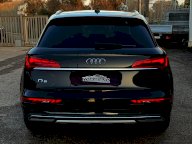 AUDI Q5 35 TDI S tronic Business Advanced