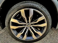 VOLKSWAGEN Tiguan 2.0 TDI 150CV SCR DSG 4MOT.R-Line