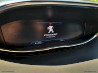 PEUGEOT 3008 BlueHDi 130 S&S EAT8 Business