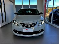 LANCIA YPSILON 1.0 FIREFLY HYBRID ECOCHIC SILVER