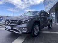 MERCEDES-BENZ GLA 180 D Automatic Business