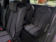 PEUGEOT 5008 BlueHDi 130 S&S EAT8 Allure Pack