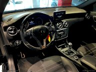 MERCEDES-BENZ A 160 CDI Dark Night Edition