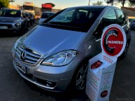 MERCEDES-BENZ A 180 CDI Premium