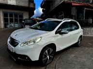 PEUGEOT 2008 BlueHDi 100 Black Matt