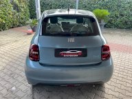 FIAT 500e 3+1 42 kWh La Prima