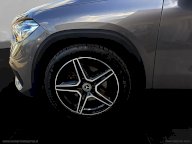 MERCEDES-BENZ GLA 200 d Automatic Premium