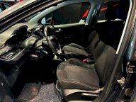 PEUGEOT 208 PureTech 82 5p. Allure