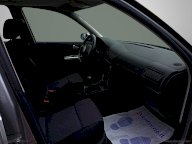 VOLKSWAGEN Golf 1.6 16V 5p. Highline Plus