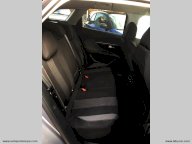 PEUGEOT 3008 BlueHDi 130 S&S Business