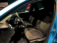 RENAULT Clio Hybrid E-Tech 5p. Business