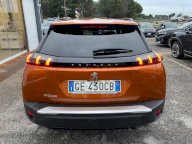 PEUGEOT 2008 BlueHDi 100 S&S