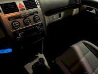 VOLKSWAGEN Touran 2.0 Conceptline Ecofuel