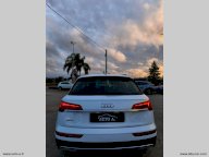 AUDI Q5 35 TDI S tronic Business Advanced