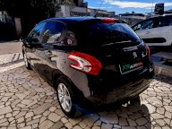 PEUGEOT 208 1.2 VTi 82 CV 5p. Allure