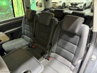 VOLKSWAGEN Touran 2.0 TDI 150 CV DSG Business BMT