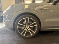 PORSCHE Cayenne CoupÉ 3.0 V6 E-Hybrid