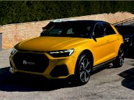 AUDI A1 allstreet 30 TFSI S tr. Id. Contrast