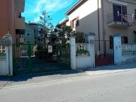 2 locali liberi subito via 4 Novembre a Cusano Milanino