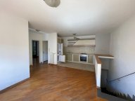 vendita appartamento Capraia e Limite