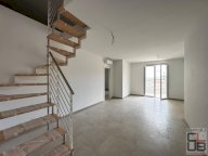 vendita appartamento Capraia e Limite