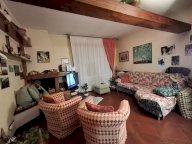 vendita appartamento Capraia e Limite