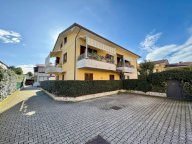 vendita appartamento Massa