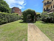 Vendita Appartamento Camaiore