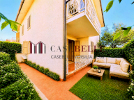 vendita appartamento Camaiore