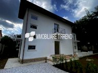 vendita appartamento Massa